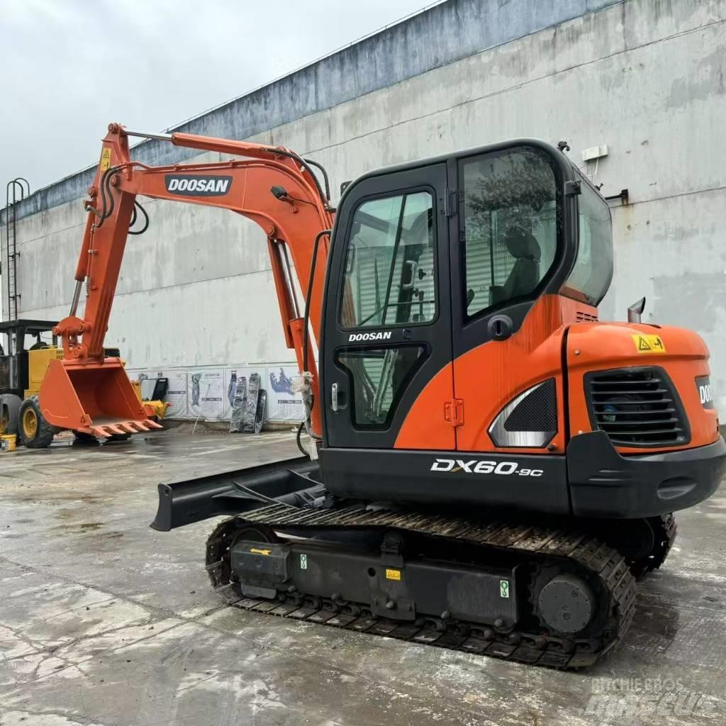Doosan DX 60-9 C Miniescavatori