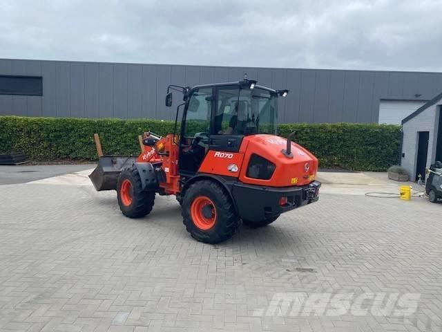Kubota R 070 Pale gommate