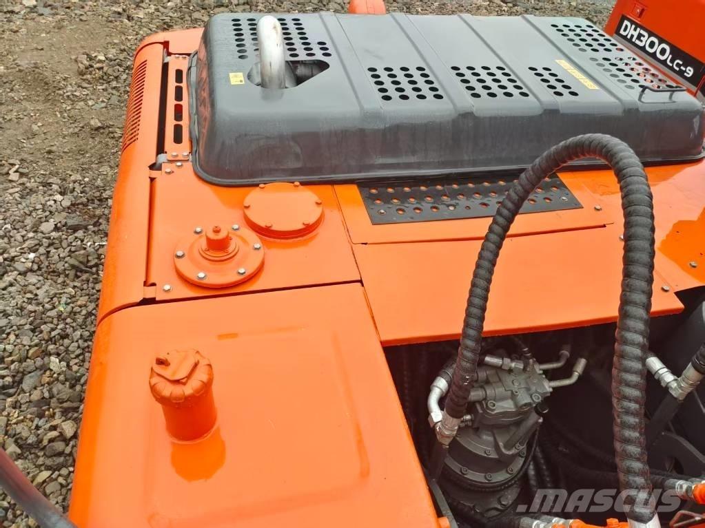 Hitachi ZX 200 Escavatori cingolati