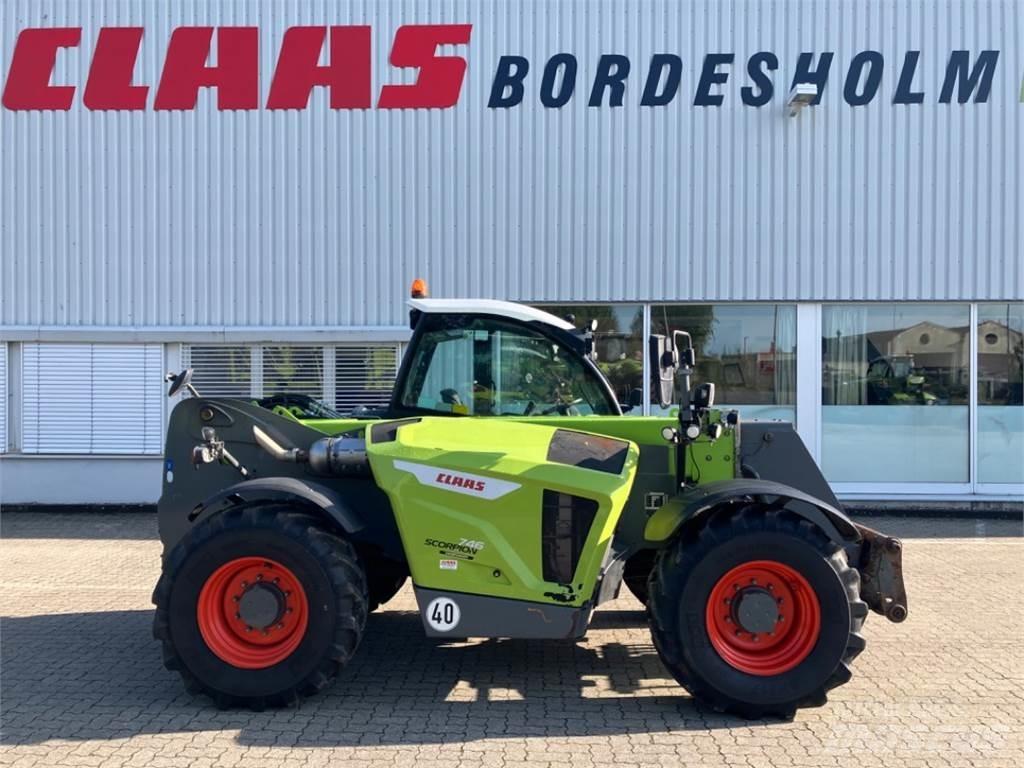 Liebherr T46-7S Sollevatori telescopici