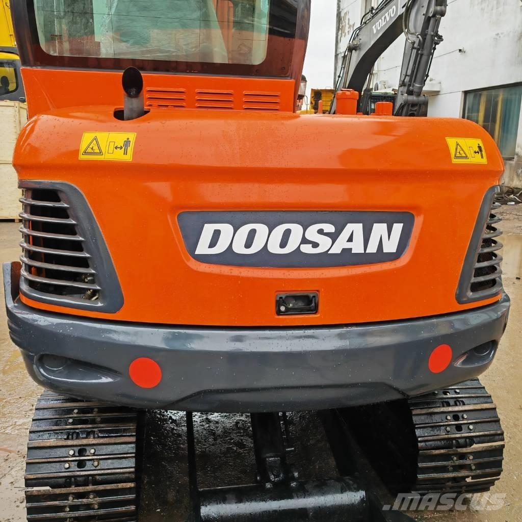 Doosan DX55 Miniescavatori