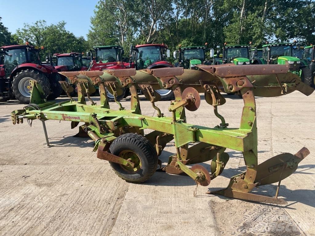 Dowdeswell DP120 MA Aratri convenzionali