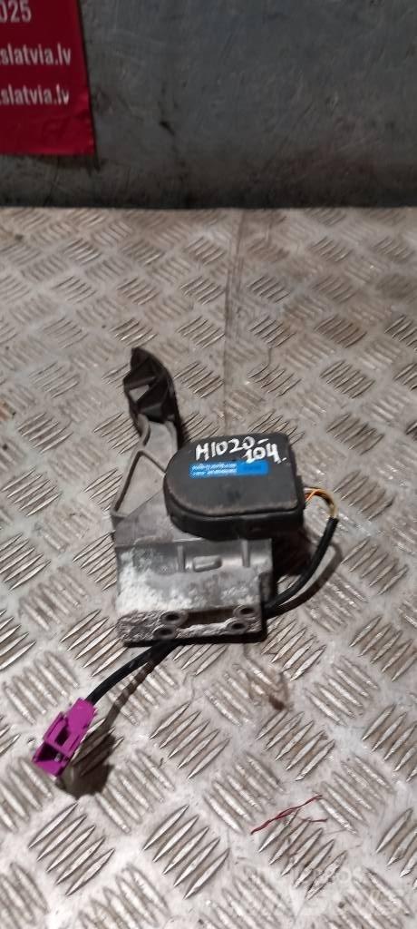 MAN TGA   81259706100 Cabine e interni