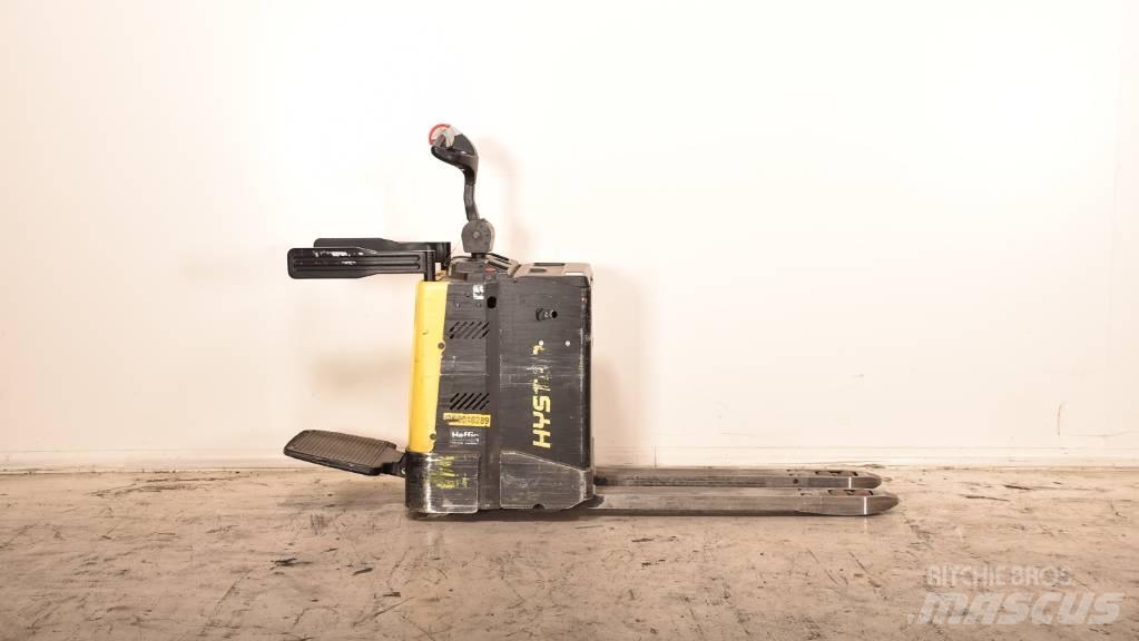 Hyster P 2.0 S Carrelli elevatori bassi a piattaforma
