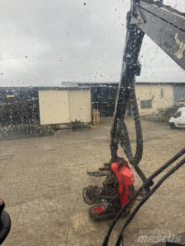 Komatsu 931XC Abbattitrici, Disboscatrici