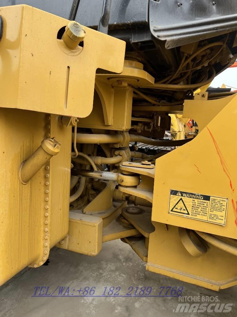 CAT 966G Pale gommate