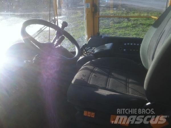 Volvo L120E Pale gommate