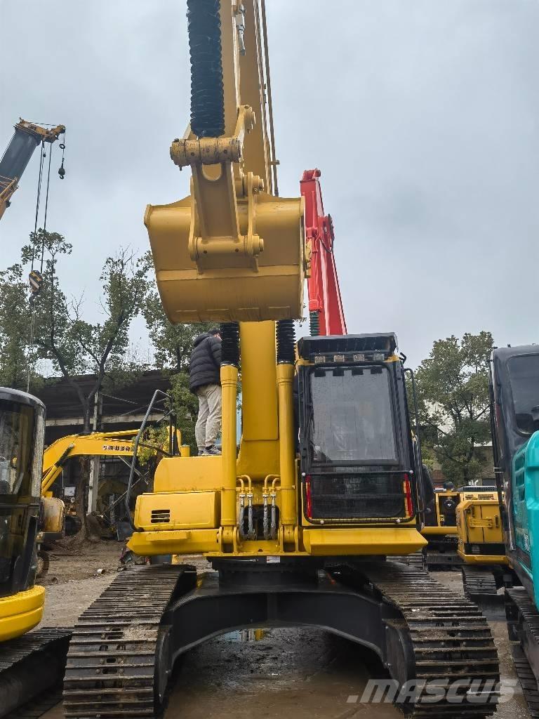 Komatsu PC 220-8 Escavatori cingolati