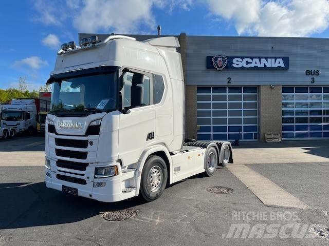 Scania R 590 Motrici e Trattori Stradali