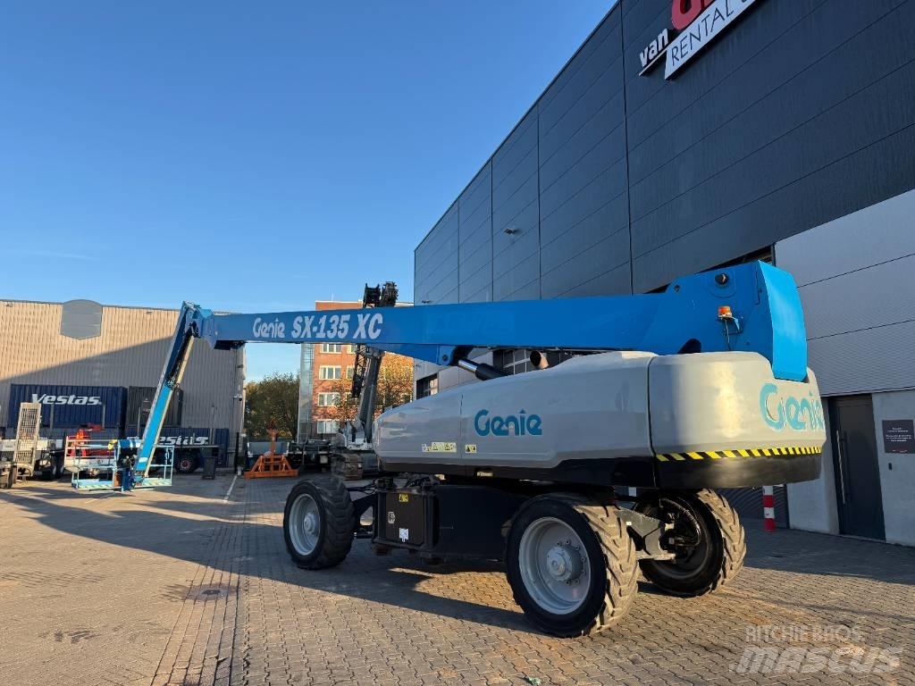 Genie SX 135 XC Piattaforme a braccio telescopico