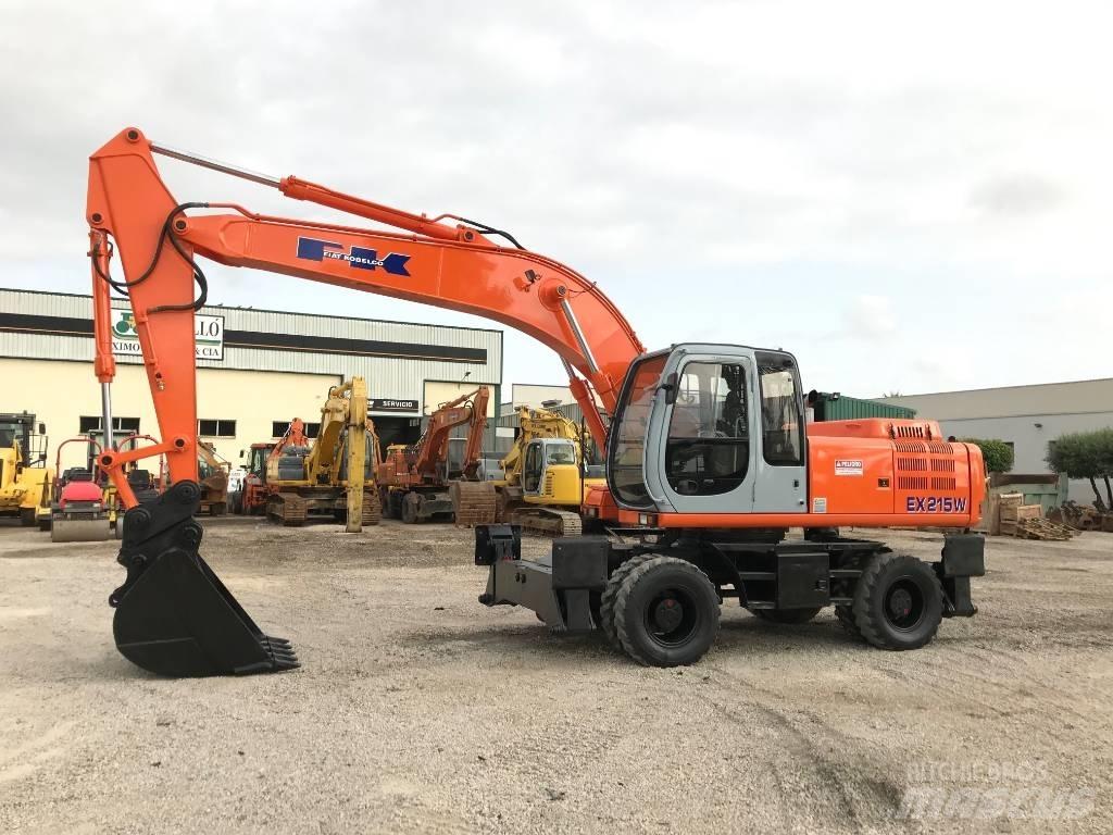 Fiat-Kobelco EX215W Escavatori gommati