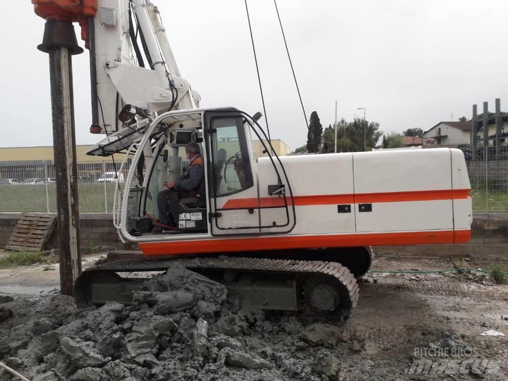 Soilmec R210 Trivelle per fondazioni