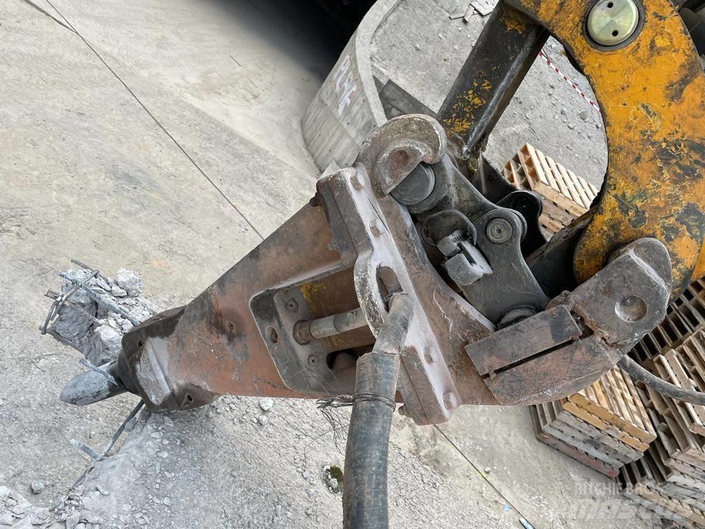 Brokk 330 Diesel Escavatori da demolizione