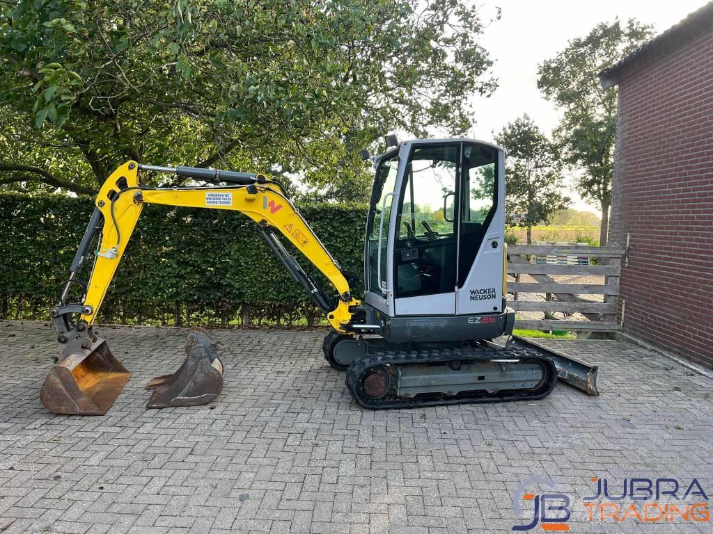 Wacker Neuson EZ26 Miniescavatori