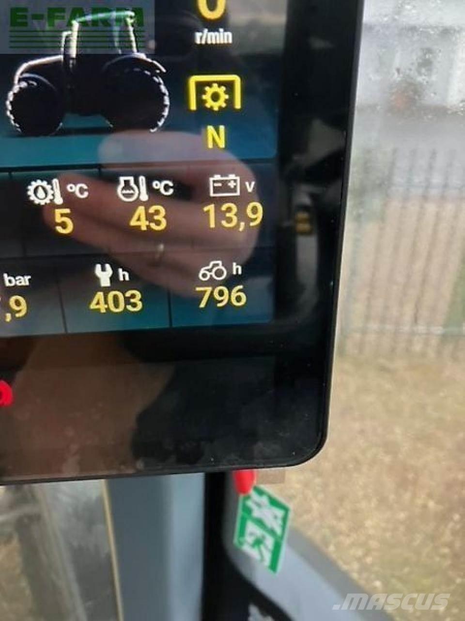 Valtra q305 Trattori