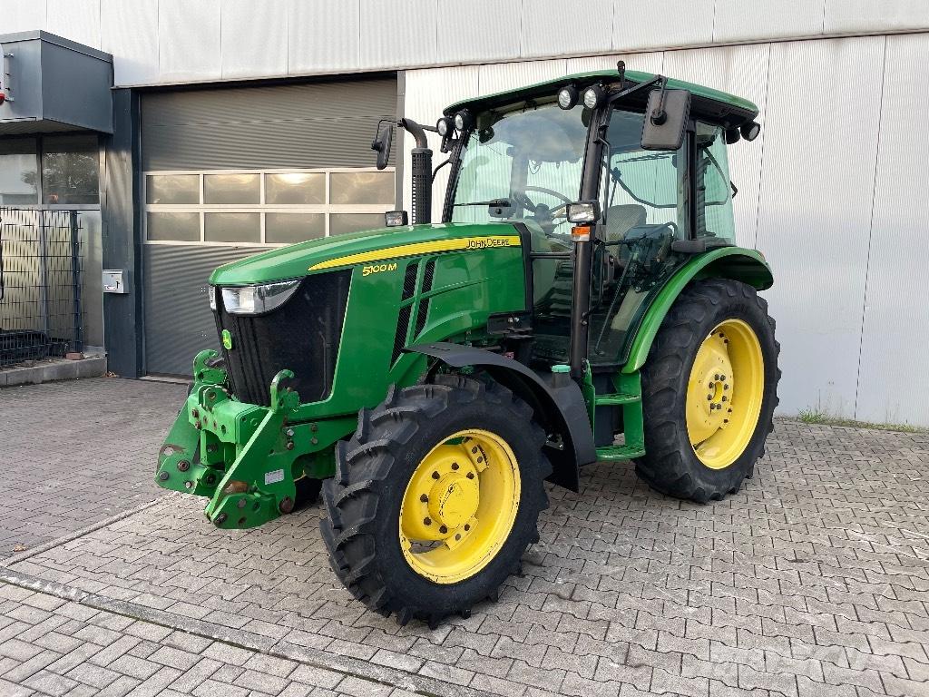 John Deere 5100 M Trattori