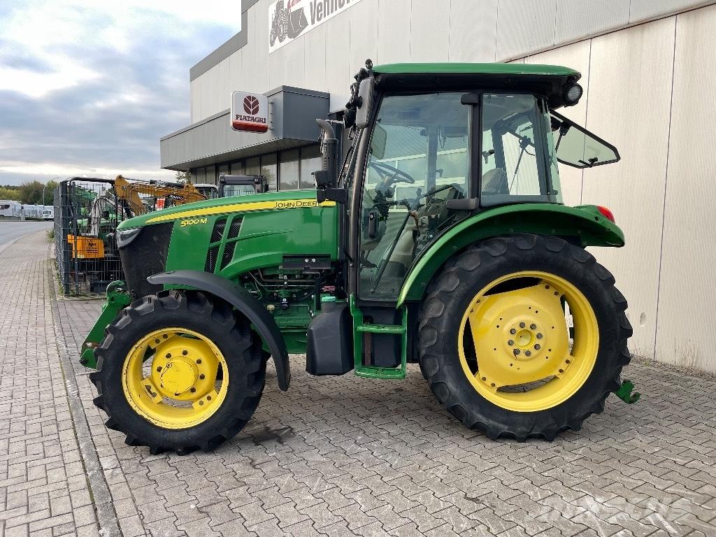 John Deere 5100 M Trattori
