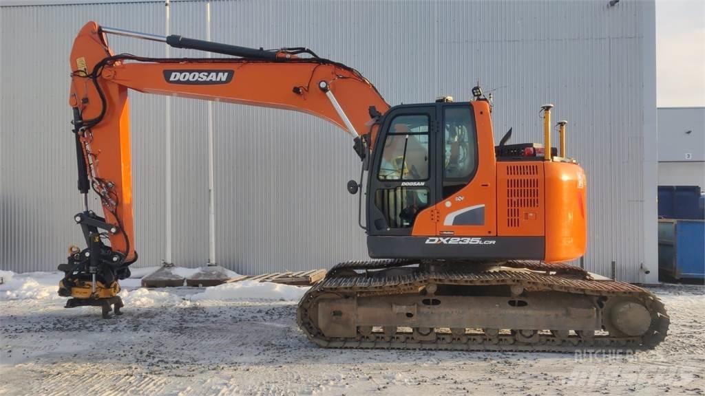 Doosan DX235LCR-5 Escavatori cingolati