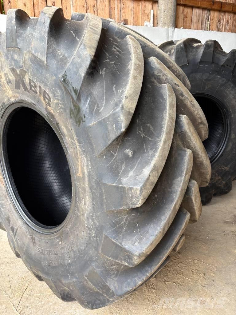 Michelin 800/70R32 Pneumatici, ruote e cerchioni