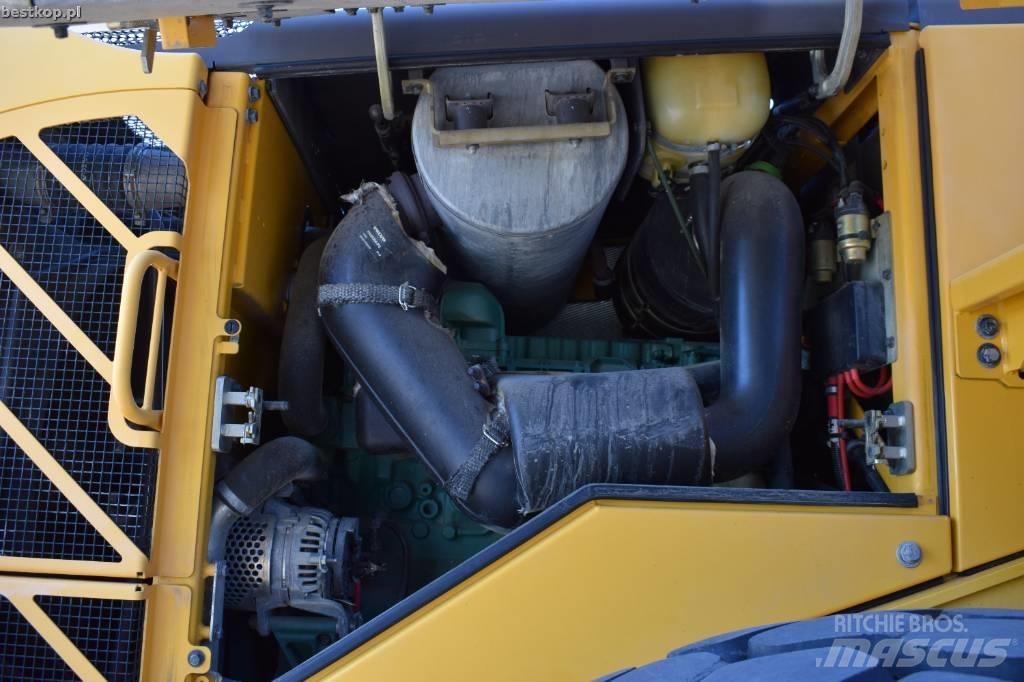 Volvo L 90 F Pale gommate
