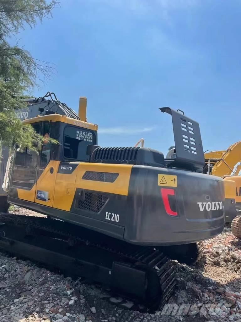 Volvo EC210D Escavatori cingolati
