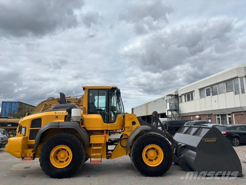 Volvo L 110 H Pale gommate