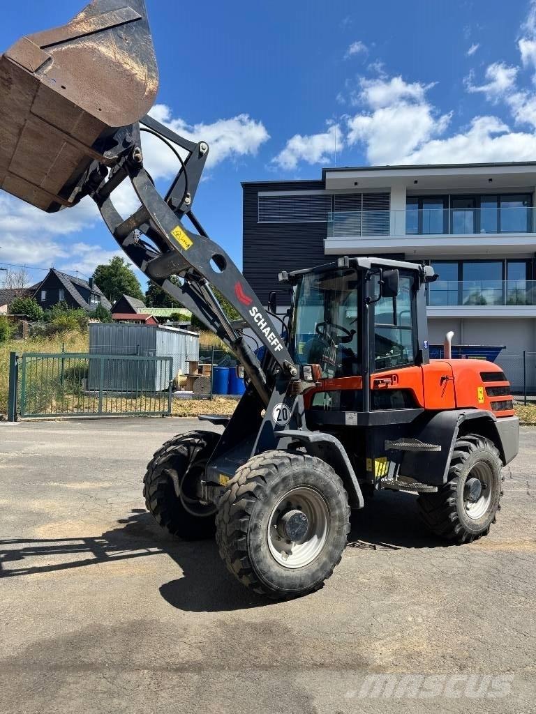 Terex Schaeff TL100 Pale gommate