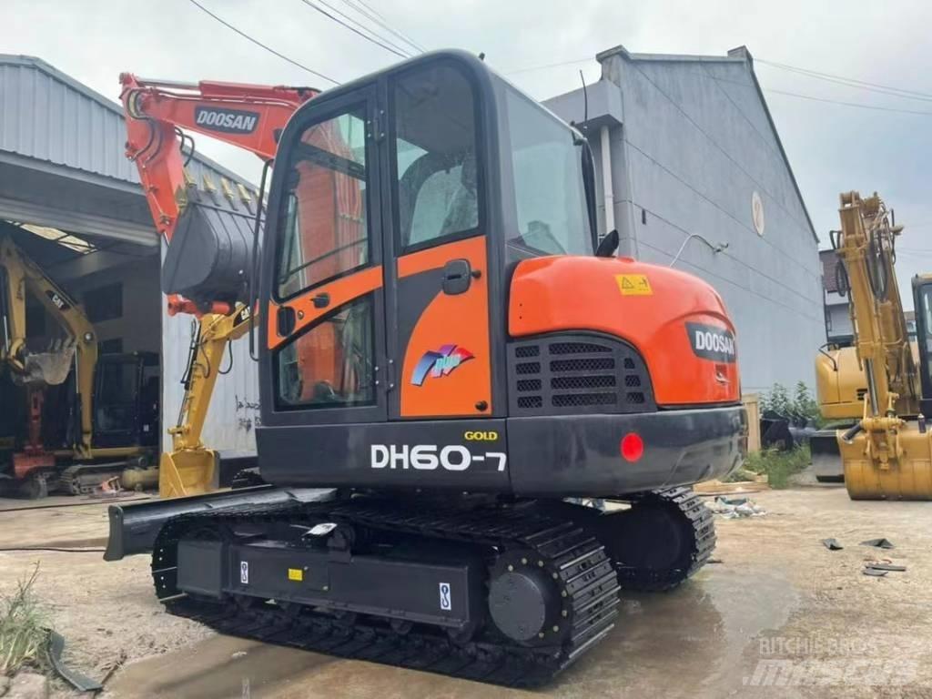 Doosan DH 60 Miniescavatori
