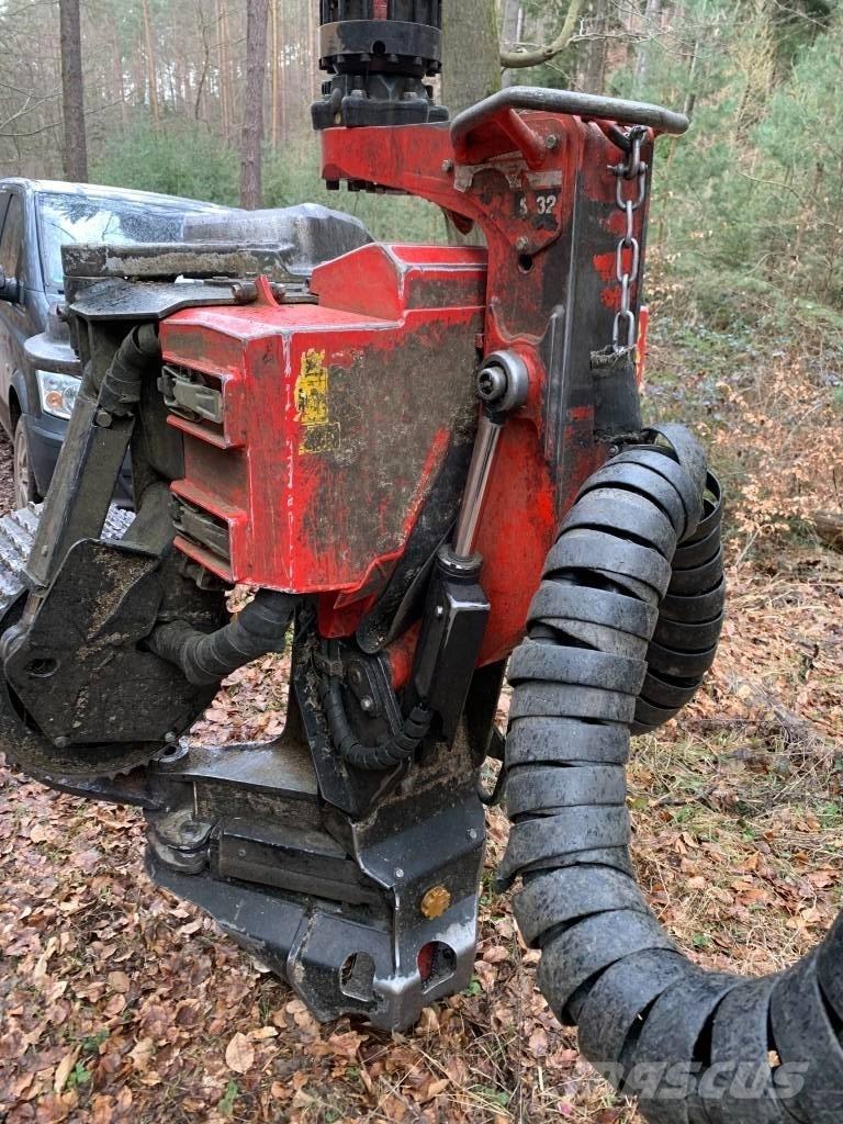 Komatsu S132 Sramatrici