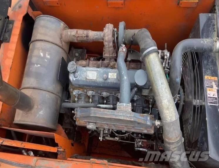 Doosan DH210W Escavatori gommati