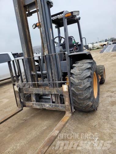 CASE 586H Elevatore per esterni