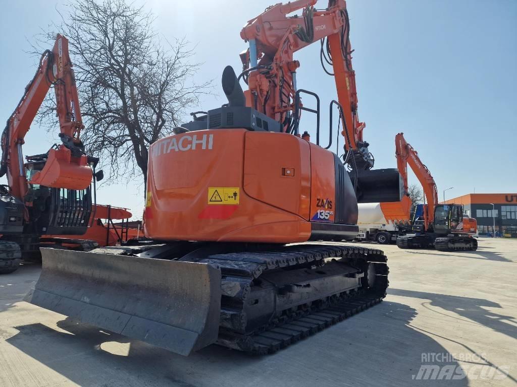 Hitachi ZX135-6 Escavatori cingolati