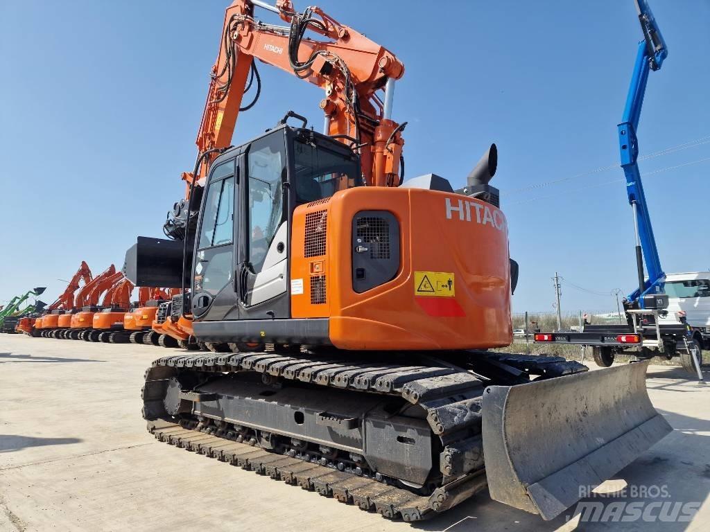 Hitachi ZX135-6 Escavatori cingolati