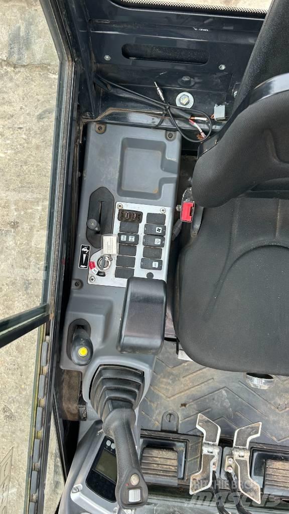 Yanmar SV17 VT Miniescavatori