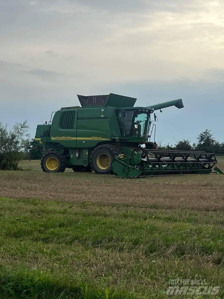 John Deere 9780 CTS Mietitrebbiatrici