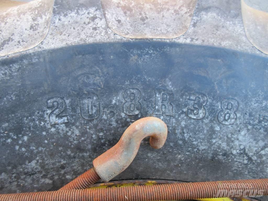Firestone 20.8-38 Pneumatici, ruote e cerchioni