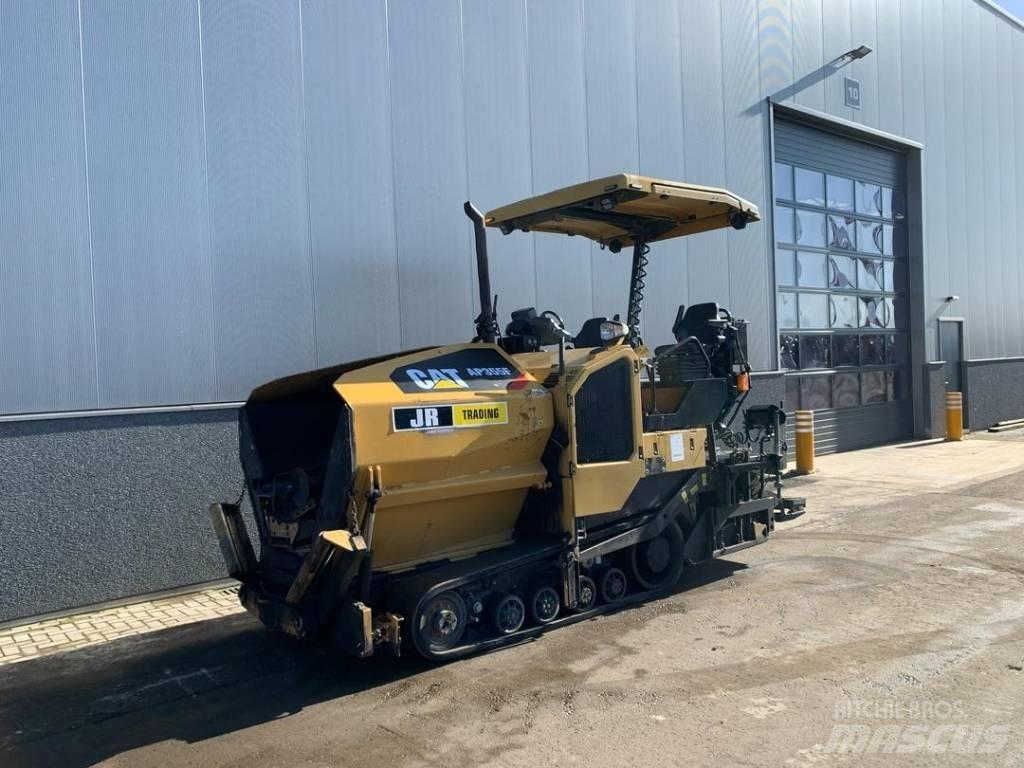 CAT AP355F Finitrici