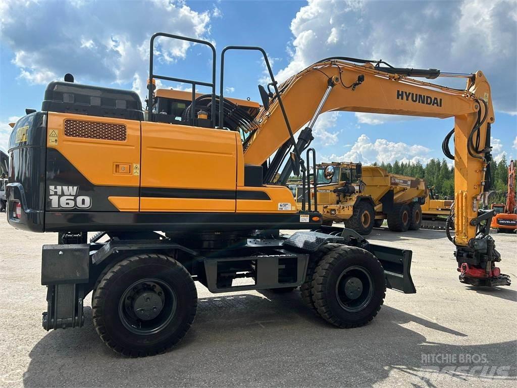 Hyundai HW160 Escavatori gommati