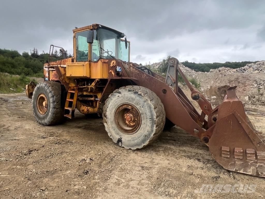 Volvo L150c Pale gommate