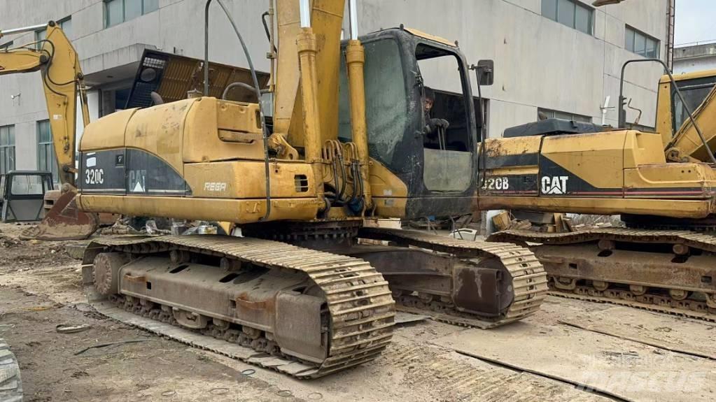 CAT 320 C L Escavatori cingolati