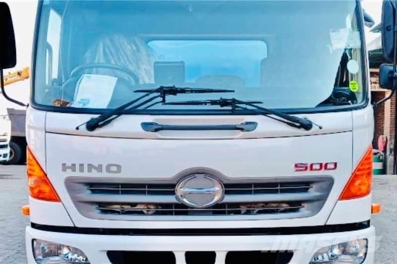 Hino 500 1326 Camion altro