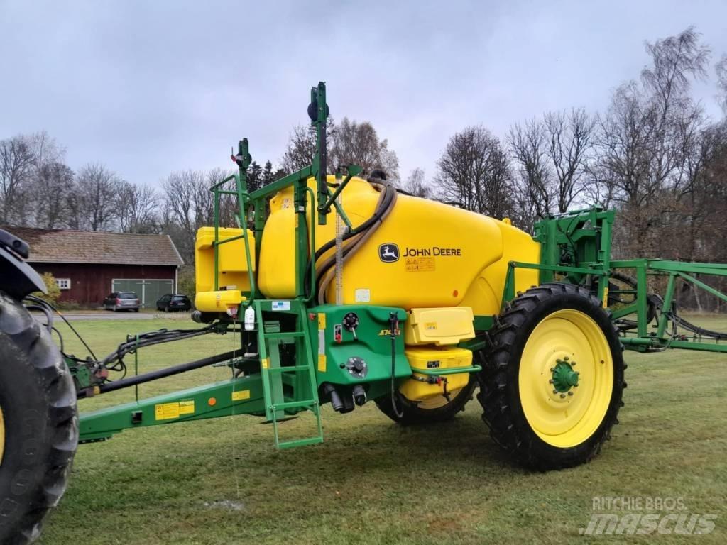 John Deere M 740 i Irroratrici trainate