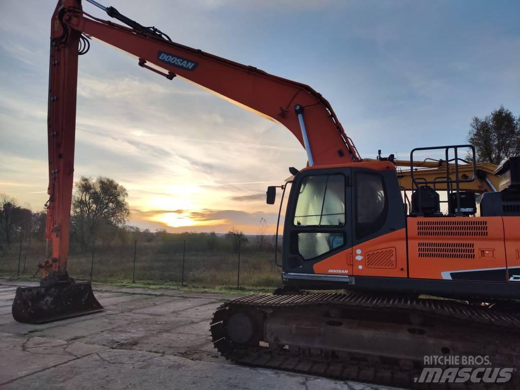 Doosan DX 300 LC-5 Escavatori a lunga portata