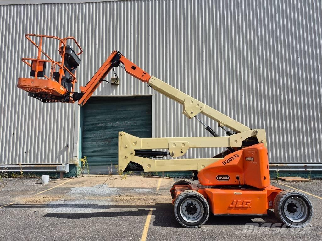 JLG E 450 AJ Piattaforme a braccio articolato