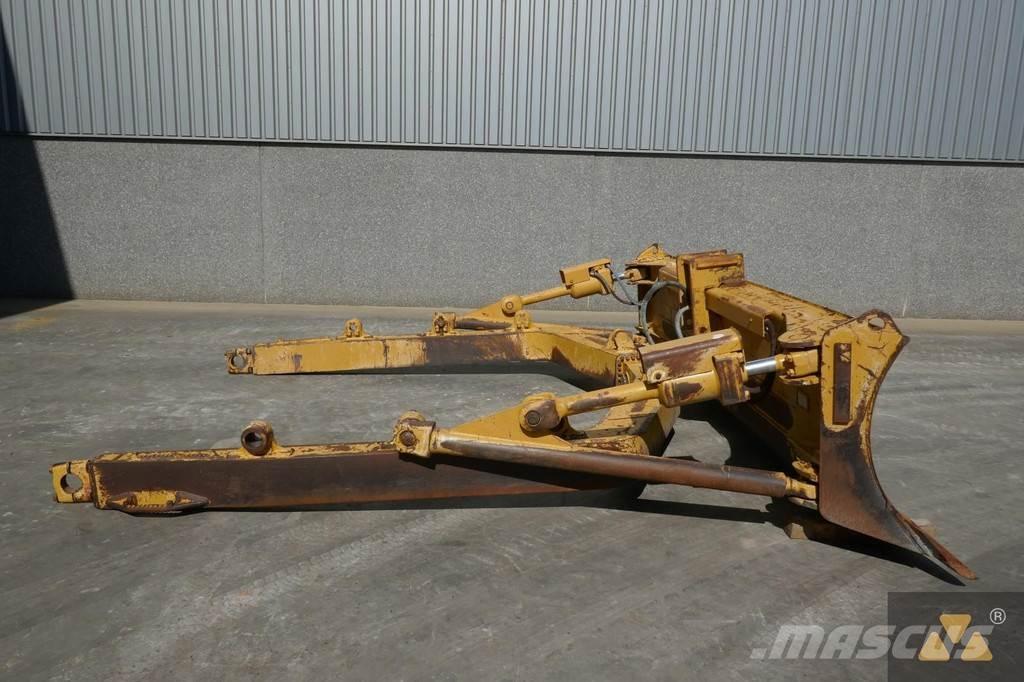 CAT D8T Blade Lame