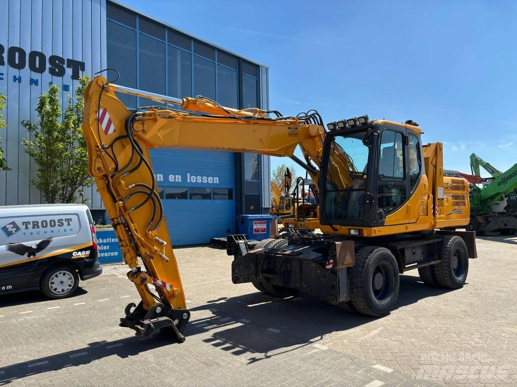 Doosan DX 160 W-3 Escavatori gommati