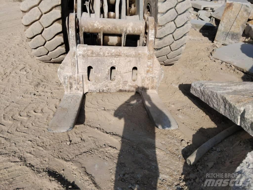Volvo L 180 C Pale gommate