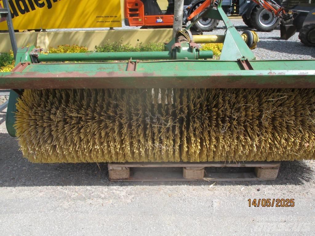 Thyregod TK 2300 Altri macchinari per strade e neve