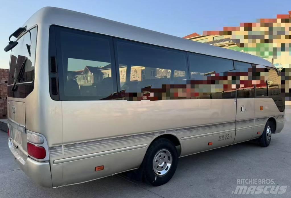 Toyota Coaster Autobus interurbani