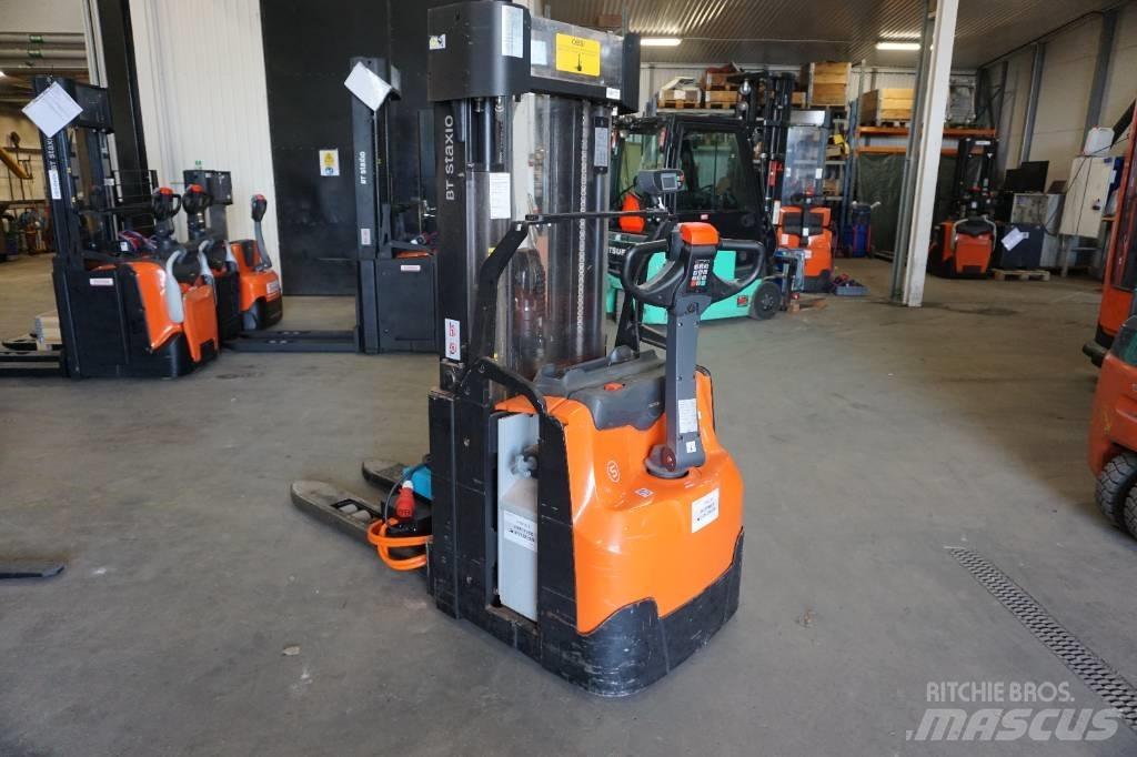 Toyota SWE160L Transpallet uomo a terra